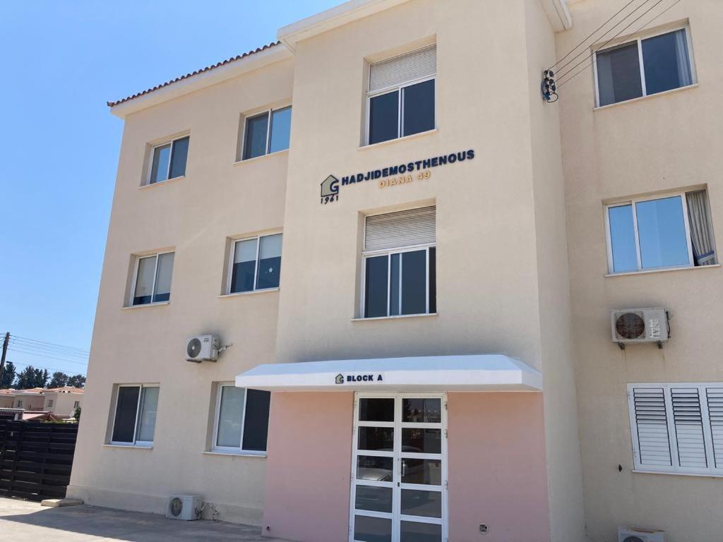 Diana 49 Lägenhet Paphos Exteriör bild